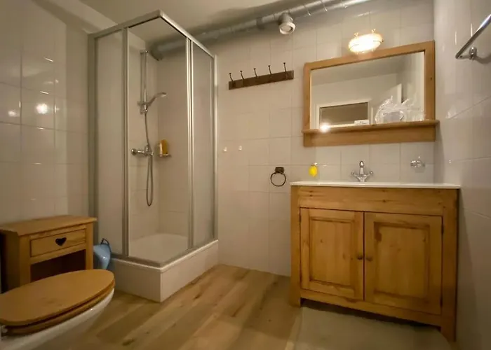 Marvellous With View On The Alps! Vex